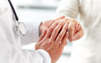 6 Reasons to Consider Visiting a Rheumatologist