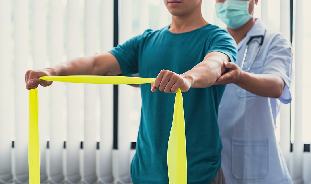 A Physical Therapist’s Tips for Navigating Life with Multiple Sclerosis