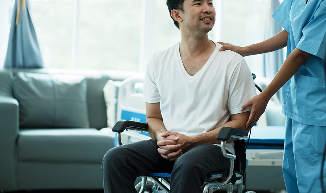 8 Ways Patients Recovering from Brain & Spinal Cord Injuries Benefit from a Home-Like Setting