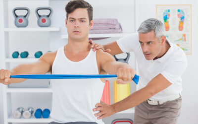6 Tips From a Chiropractor On Weightlifting Safely & Avoiding Injury